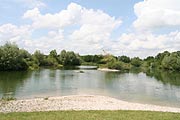 Der Badeweiher vom Hausler Hof (Foto: MartiN Schmitz)